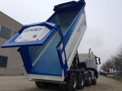 TRIPOST VOLVO2015-piccolo
